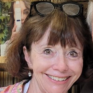 Meet your Posher, Linda